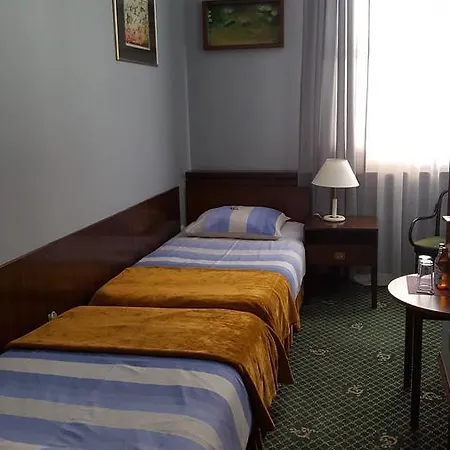Hotel Restauracja Pustelnik *